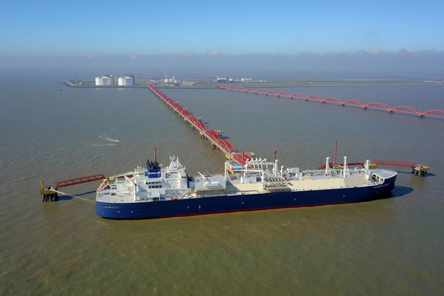 China about to become top LNG importer this year