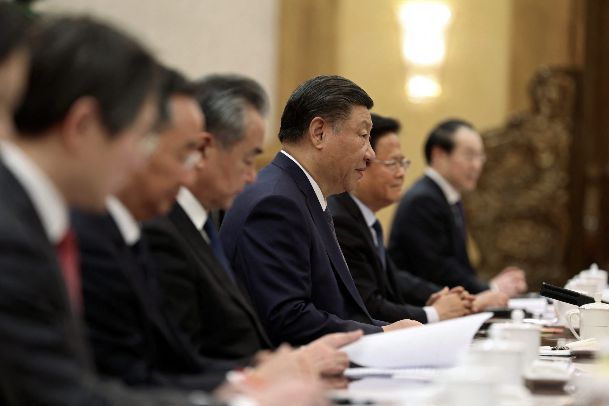 Chinese President Xi Jinping attends a meeting at the Great Hall of the People in Beijing, China, 22 November 2023 (Photo: Reuters/Florence Lo).